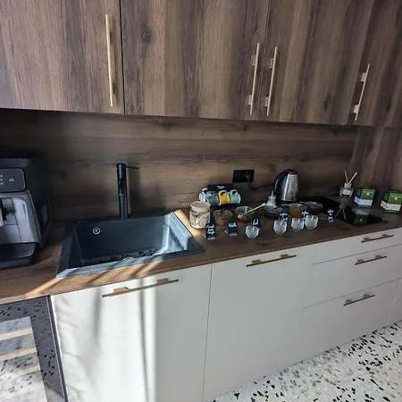 La לינה וארוחת בוקר